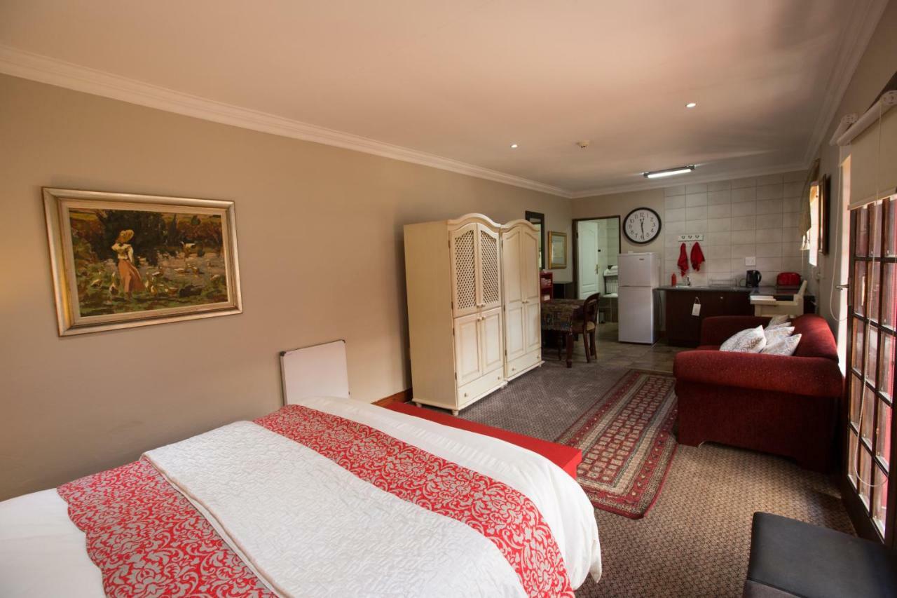 Macgregors Guest House Pretoria-Noord Exterior foto